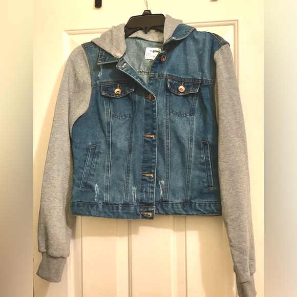 His Name Was Tustin Denim Jacket - Medium Wash (Fashion Nova) - Picture 1 of 4